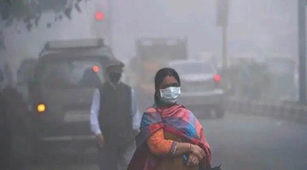 राजधानी दिल्लीत प्रदूषणाच्या पातळीत वाढ; Delhi-NCR मधील शाळांना 14 व 15 नोव्हेंबर रोजी सुट्टी राजधानी दिल्लीत प्रदूषणाच्या पातळीत वाढ; Delhi-NCR मधील शाळांना 14 व 15 नोव्हेंबर रोजी सुट्टी