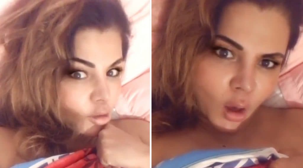 Watch Video: राखी सावंत चे हे टॉपलेस व्हिडिओ पाहिलेत का? Watch Video: राखी सावंत चे हे टॉपलेस व्हिडिओ पाहिलेत का?