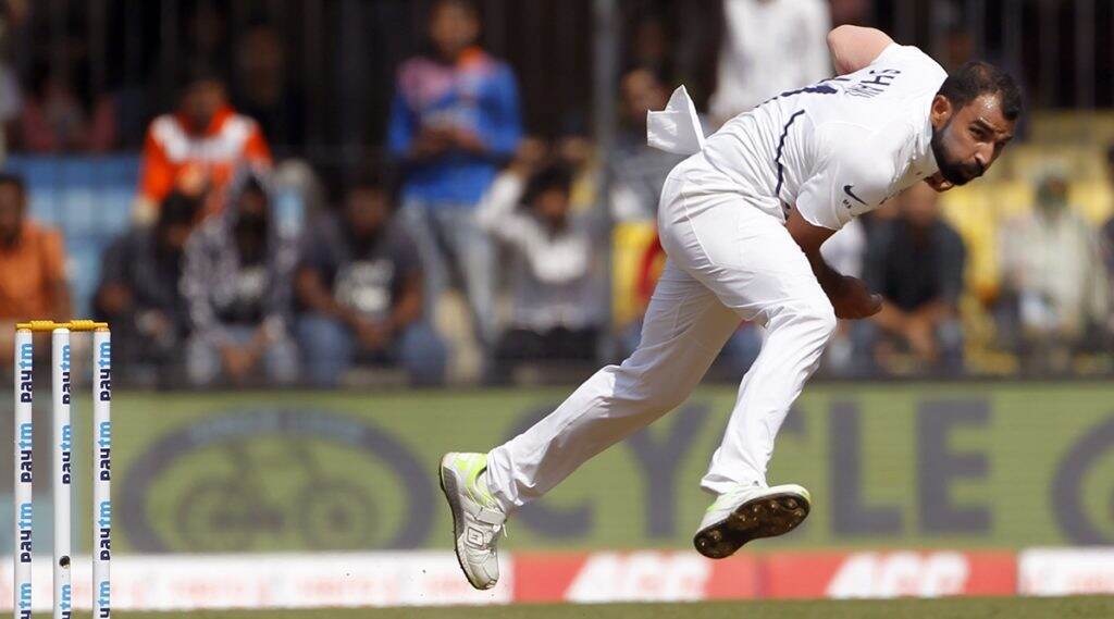 IND vs BAN 1st Test Day 3: भारतीय गोलंदाजांनी लोळवले; Lunch पर्यंत बांग्लादेशचा स्कोर 60/4, टीम इंडियाला विजयापासून 6 विकेट दूर IND vs BAN 1st Test Day 3: भारतीय गोलंदाजांनी लोळवले; Lunch पर्यंत बांग्लादेशचा स्कोर 60/4, टीम इंडियाला विजयापासून 6 विकेट दूर