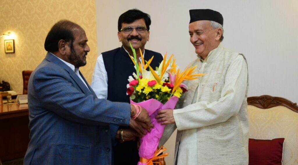 राज्यातील सरकार स्थापनेत शिवसेनेचा अडथळा नाही; राज्यपाल कोश्यारी यांच्या भेटीनंतर संजय राऊत यांची प्रतिक्रिया राज्यातील सरकार स्थापनेत शिवसेनेचा अडथळा नाही; राज्यपाल कोश्यारी यांच्या भेटीनंतर संजय राऊत यांची प्रतिक्रिया