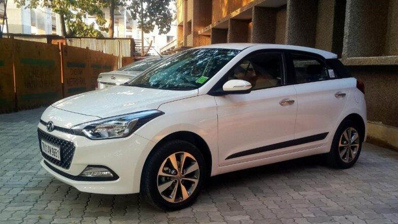 рдЦреБрд╢рдЦрдмрд░! рдпрд╛ рдорд╣рд┐рдиреНрдпрд╛рдд Hyundai рдЪреНрдпрд╛ рдХрд╛рд░рд╡рд░ рдорд┐рд│рдд рдЖрд╣реЗ рддрдмреНрдмрд▓ 2 рд▓рд╛рдЦ рд░реБрдкрдпрд╛рдВрдкрд░реНрдпрдВрддрдЪреА рд╕рд╡рд▓рдд; рдЬрд╛рдгреВрди рдШреНрдпрд╛ рдХреЛрдгрддреНрдпрд╛ рдЧрд╛рдбреАрд╡рд░ рдХрд┐рддреА рд╕реВрдЯ