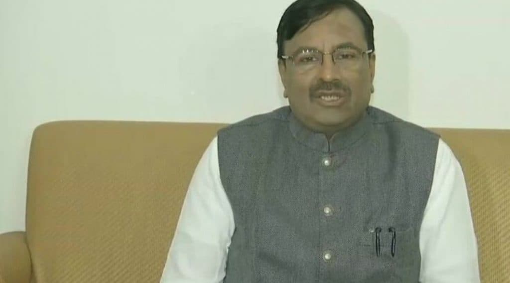 भाजप आज 'सत्ता स्थापने'चा दावा करणार नाही; सुधीर मुनगंटीवार 'महायुती'चं सरकार स्थापन करण्यावर ठाम भाजप आज 'सत्ता स्थापने'चा दावा करणार नाही; सुधीर मुनगंटीवार 'महायुती'चं सरकार स्थापन करण्यावर ठाम