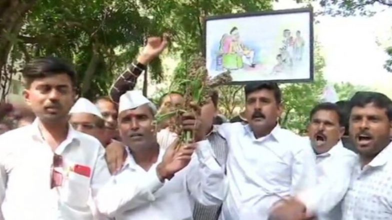 महाराष्ट्रात ओला दुष्काळ जाहीर करण्यासाठी मुंबई मध्ये शेतकर्‍यांचा एल्गार; आमदार बच्चू कडू पोलिसांच्या ताब्यात