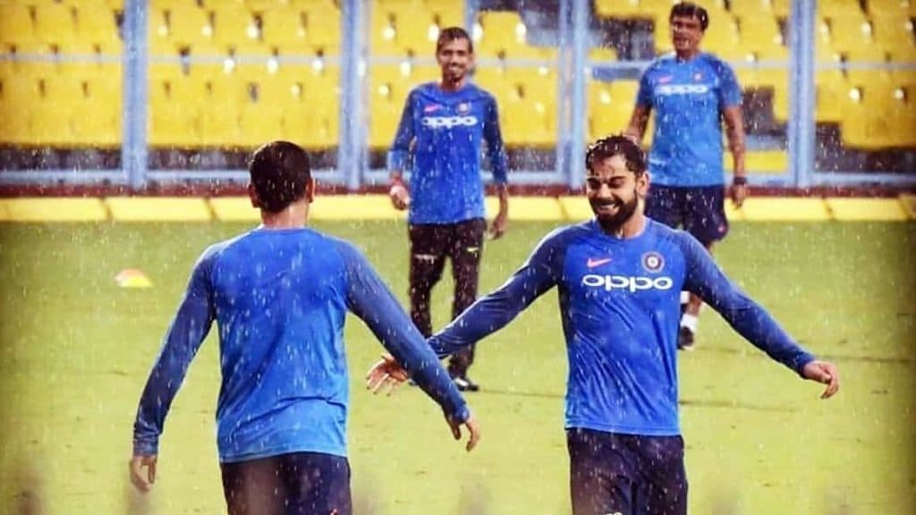 Partner In Crime' सोबत विराट कोहली याचा फोटो, ओळखा पाहू कोण? म्हणताच Netizens कडून मिळाली स्पष्ट उत्तरं Partner In Crime' सोबत विराट कोहली याचा फोटो, ओळखा पाहू कोण? म्हणताच Netizens कडून मिळाली स्पष्ट उत्तरं