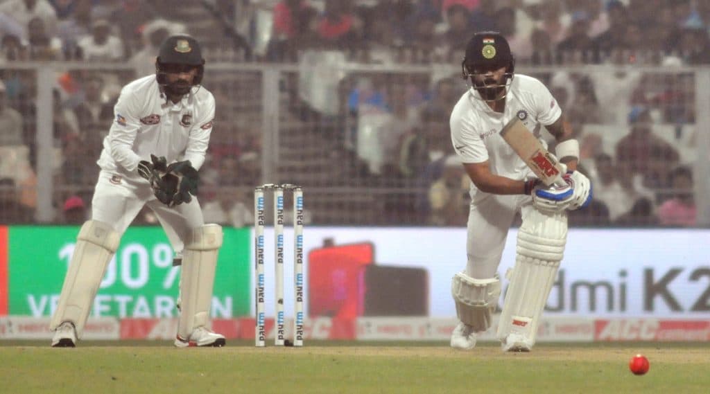 IND vs BAN 2nd Pink Ball Test: विराट कोहली याच्या रेकॉर्ड शतकाने टीम इंडिया मजबूत, Lunch पर्यंत भारताचा स्कोर 289/4 IND vs BAN 2nd Pink Ball Test: विराट कोहली याच्या रेकॉर्ड शतकाने टीम इंडिया मजबूत, Lunch पर्यंत भारताचा स्कोर 289/4