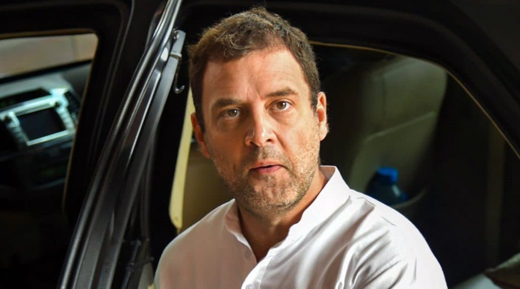 Rahul Gandhi चं नाव घेणं टाळलं आणि मग त्यांना गमवावे लागले लाखो रुपये; वाचा सविस्तर Rahul Gandhi चं नाव घेणं टाळलं आणि मग त्यांना गमवावे लागले लाखो रुपये; वाचा सविस्तर