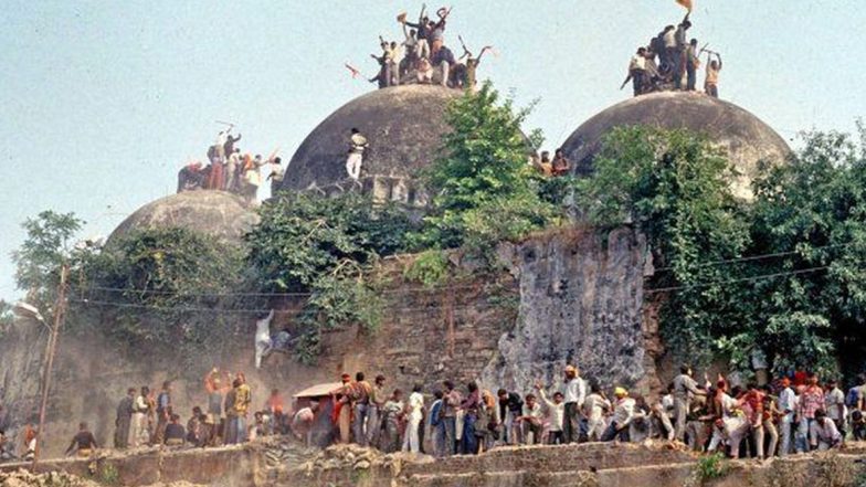 Babri Masjid Demolition Case: बाबरी मशिद प्रकरणी लालकृष्ण आडवाणी, मुरली मनोहर जोशी, उमा भारती यांच्यासह सर्व आरोपींची निर्दोष मुक्तता; सीबीआयच्या विशेष कोर्टाचा निर्णय