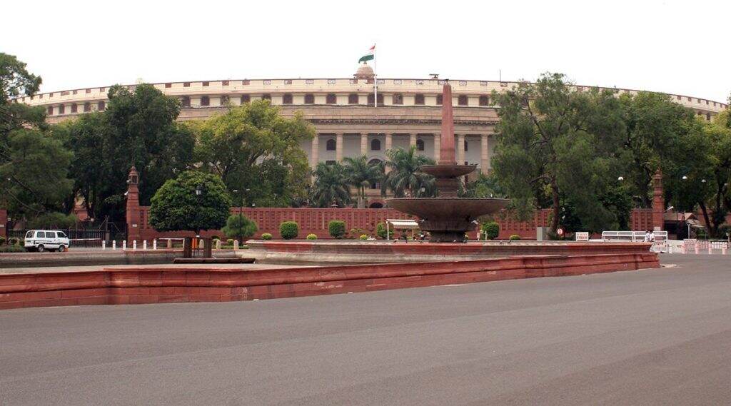 नागरिकत्व दुरुस्ती विधेयक: केंद्र सरकारची कसोटी, भाजपची मदार मित्रपक्षांवर; शिवसेना, जनता दल देणार का सरकारला साथ? नागरिकत्व दुरुस्ती विधेयक: केंद्र सरकारची कसोटी, भाजपची मदार मित्रपक्षांवर; शिवसेना, जनता दल देणार का सरकारला साथ?