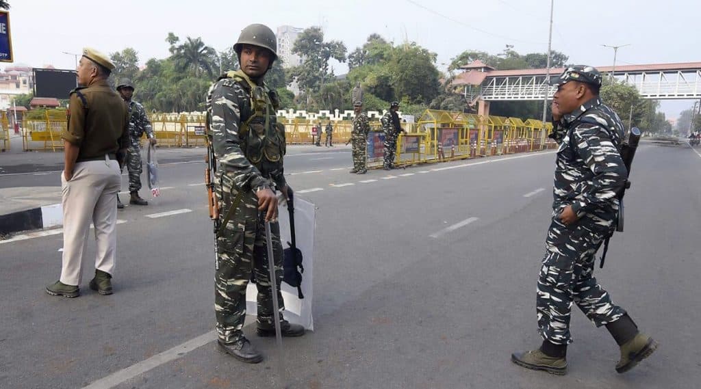 CAA Protest: नागरिकत्व कायद्याविरूद्ध देशभर आंदोलन कायम; सर्वोच्च न्यायालयात आज होणार सुनावणी CAA Protest: नागरिकत्व कायद्याविरूद्ध देशभर आंदोलन कायम; सर्वोच्च न्यायालयात आज होणार सुनावणी
