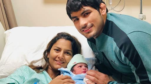 भारतीय कुस्तीपटू गीता फोगाट यांच्या घरी नव्या पाहुण्याचे आगमन; सोशल मीडियावर शेअर केला पहिला फोटो भारतीय कुस्तीपटू गीता फोगाट यांच्या घरी नव्या पाहुण्याचे आगमन; सोशल मीडियावर शेअर केला पहिला फोटो