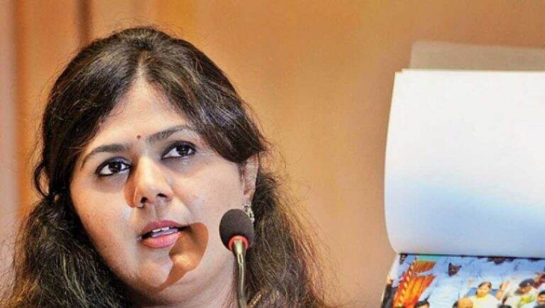 पंकजा मुंडे यांचे मुख्यमंत्री उद्धव ठाकरे यांना पत्र; कोविड-19 लसीकरणाबाबत केल्या महत्त्वाच्या सूचना