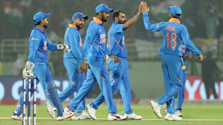 IND vs WI 2nd ODI: कुलदीप यादव याने घेतली हॅटट्रिक, वेस्ट इंडिजवर 107 धावांनी विजय मिळवत भारताने मालिकेत 1-1 ने केली बरोबरी