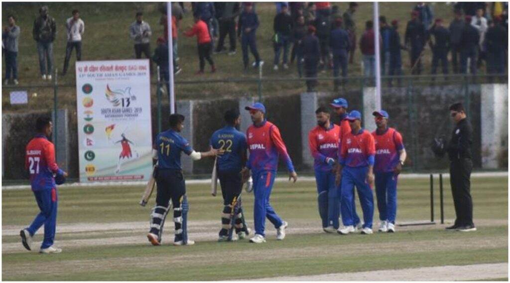 South Asian Games 2019, NEP vs BHU Cricket Live Streaming: नेपाळ विरुद्ध भूतान टी -20 सामन्याचा लाईव्ह स्कोर आणि टेलिकास्ट इथे पाहा South Asian Games 2019, NEP vs BHU Cricket Live Streaming: नेपाळ विरुद्ध भूतान टी -20 सामन्याचा लाईव्ह स्कोर आणि टेलिकास्ट इथे पाहा