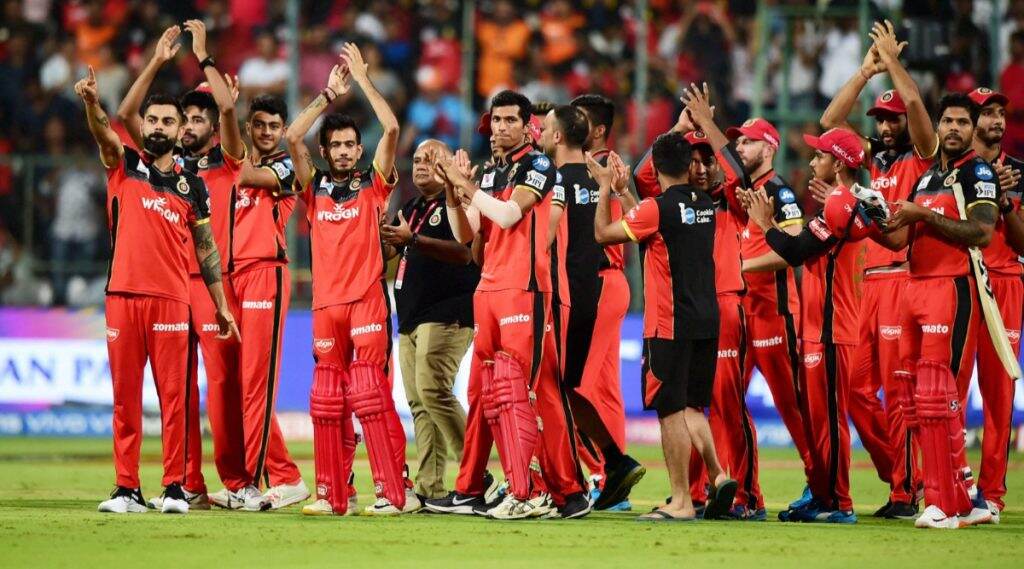 New Decade, New RCB! विराट कोहली याची आयपीएल फ्रेंचायझी झाली लाल आणि बोल्ड; नवीन लोगो आऊट, यूजर्स नाखूष New Decade, New RCB! विराट कोहली याची आयपीएल फ्रेंचायझी झाली लाल आणि बोल्ड; नवीन लोगो आऊट, यूजर्स नाखूष