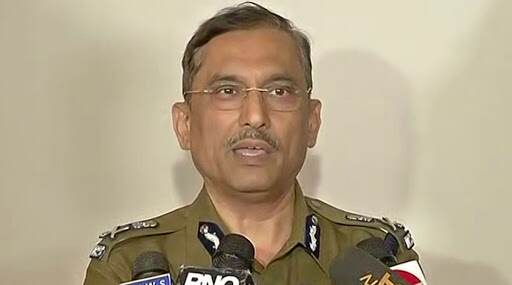 'नागरिकत्व दुरूस्ती कायदा संबधित नागरिकांची दिशाभूल केली जात आहे' मुंबई पोलीस आयुक्त संजय बर्वे यांची पहिली प्रतिक्रिया 'नागरिकत्व दुरूस्ती कायदा संबधित नागरिकांची दिशाभूल केली जात आहे' मुंबई पोलीस आयुक्त संजय बर्वे यांची पहिली प्रतिक्रिया