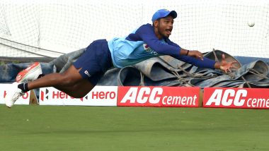IND vs WI 2nd T20I: लोकल खेळाडू संजू सॅमसन याचे तिरुअनंतपुरम विमानतळावर झाले भव्य स्वागत, पाहा Video