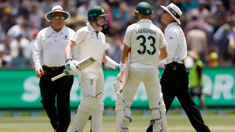 AUS vs NZ 2nd Test: स्टीव्ह स्मिथ याचा डेड बॉलच्या निर्णयावरून अंपायरशी झाला वाद, किवी फॅन्सने केली हुटींग, पाहा Video