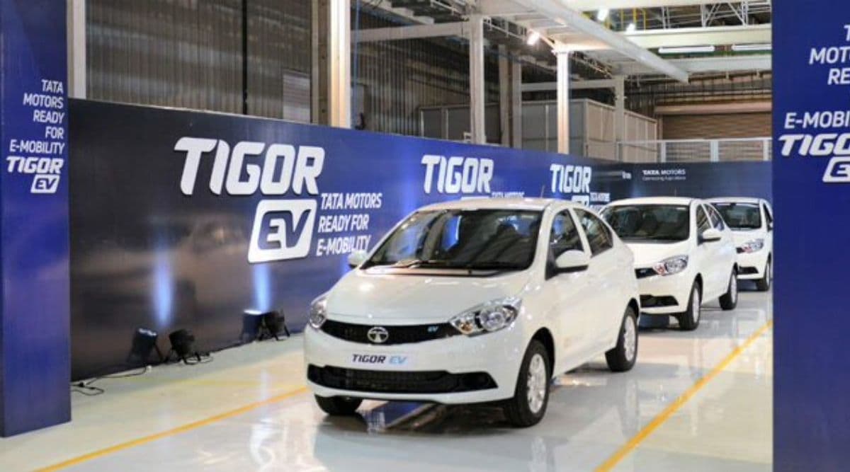 टाटा कंपनीच्या Tigor EV या इलेक्ट्रिक कार खरेदीसाठी बुकिंग सुरु, जाणून घ्या खासियत