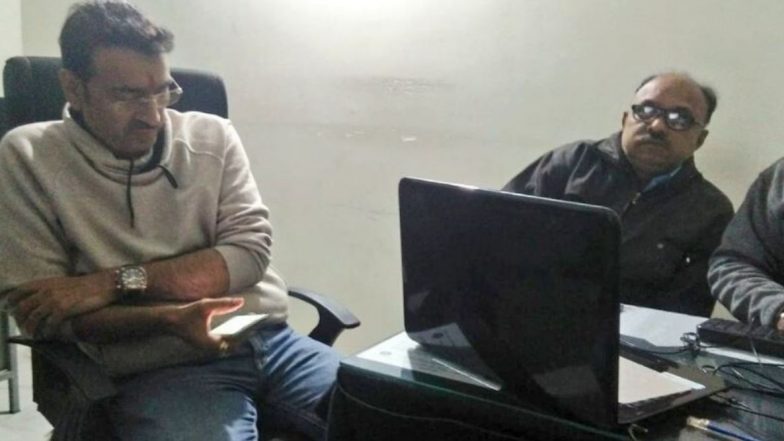 नागपूर महापौर संदीप जोशी यांच्यावर जीवघेणा हल्ला; गाडीवर झालेल्या गोळीबारात सुदैवाने बचावले