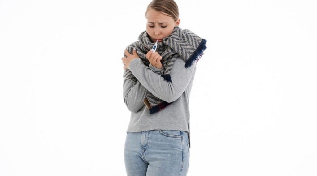 Winter Health Tips: थंडी वाजणे आणि ताप येणे यांसारख्या आजारांवर उपयोगी ठरतील हे '5' घरगुती उपाय Winter Health Tips: थंडी वाजणे आणि ताप येणे यांसारख्या आजारांवर उपयोगी ठरतील हे '5' घरगुती उपाय