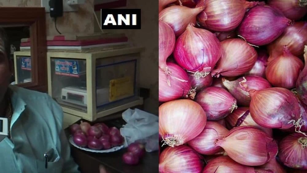 अबब! सोनाराच्या दुकानात कांद्याची विक्री; दागिने, आधार कार्ड तारण ठेऊन लोकांची कांदा खरेदी अबब! सोनाराच्या दुकानात कांद्याची विक्री; दागिने, आधार कार्ड तारण ठेऊन लोकांची कांदा खरेदी