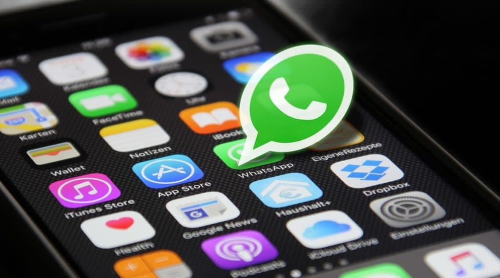 धक्कादायक! काश्मीरी युजर्सना Whatsapp काढतंय ग्रुपबाहेर; नागरिकांकडून सोशल मीडियावर स्क्रिन शॉट शेअर धक्कादायक! काश्मीरी युजर्सना Whatsapp काढतंय ग्रुपबाहेर; नागरिकांकडून सोशल मीडियावर स्क्रिन शॉट शेअर