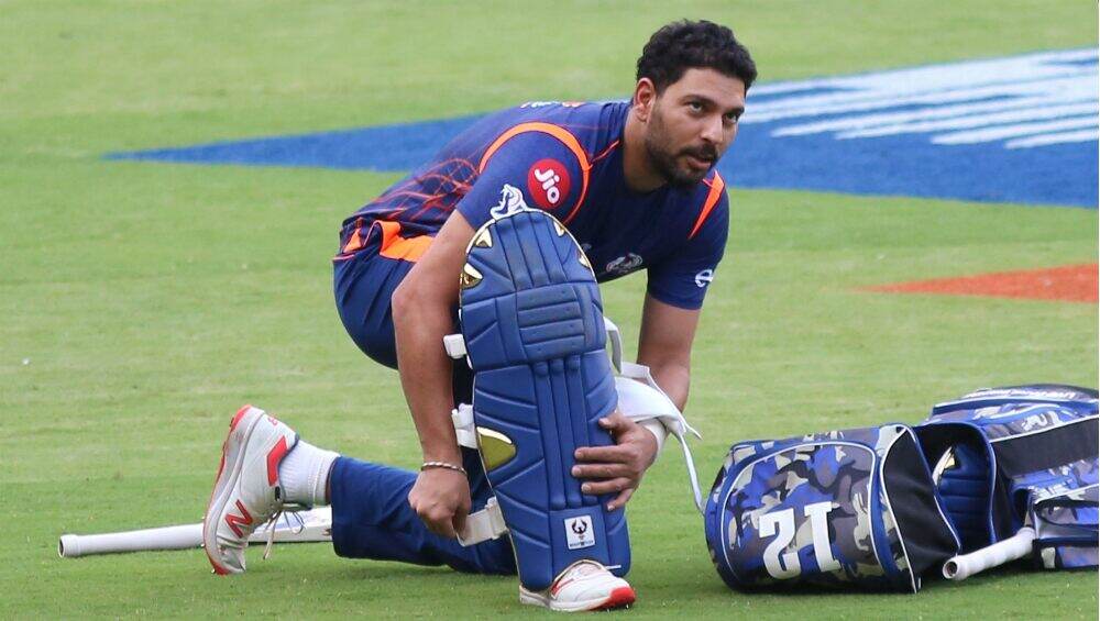 Happy Birthday Yuvraj Singh: 38 चा झाला युवराज सिंह, 'सिक्सर किंग' च्या आयुष्यातील हे धमाल किस्से जाणून तुम्हीही व्हाल चकित Happy Birthday Yuvraj Singh: 38 चा झाला युवराज सिंह, 'सिक्सर किंग' च्या आयुष्यातील हे धमाल किस्से जाणून तुम्हीही व्हाल चकित