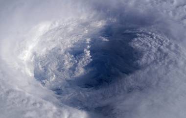 Cyclone Shaheen: शाहीन चक्रीवादळ भारतीय किनारपट्टीला धडकण्याची शक्यता कमी;  मात्र अनेक राज्यात मुसळधार पावसाचा IMD चा इशारा