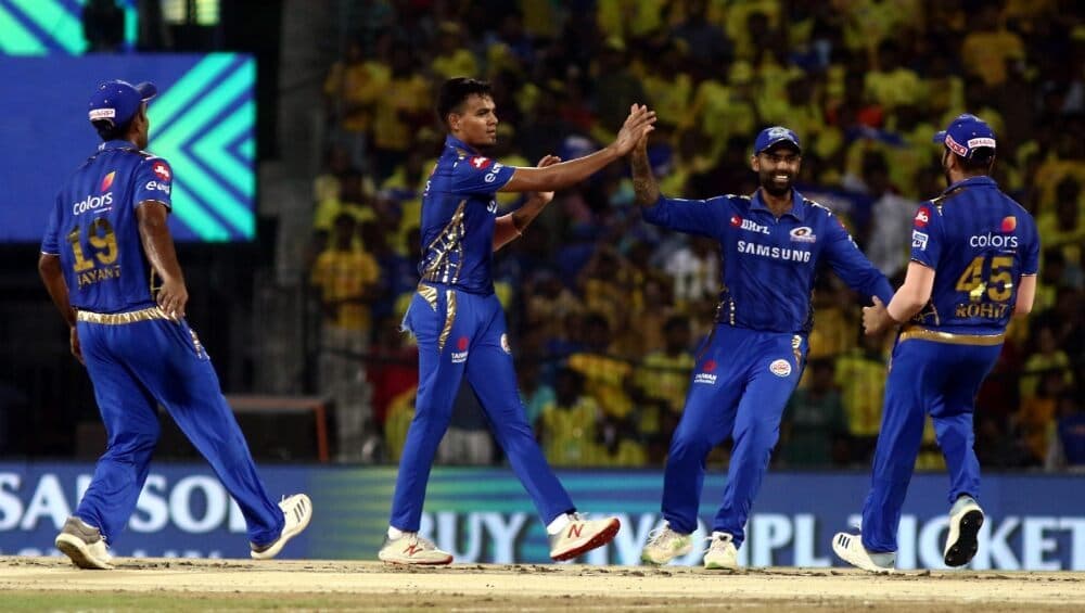 IPL 2020 Schedule: 29 मार्च पासून रंगणार आयपीएल 2020 थरार, मुंबई येथील वानखेडे स्टेडियमवर खेळला जाणार पहिला सामना IPL 2020 Schedule: 29 मार्च पासून रंगणार आयपीएल 2020 थरार, मुंबई येथील वानखेडे स्टेडियमवर खेळला जाणार पहिला सामना