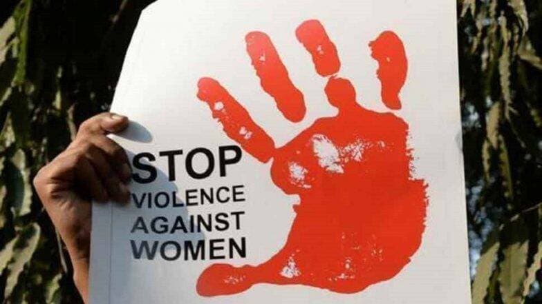 धक्कादायक! बदलापूर येथे रागाच्या भरात मित्राच्या आईवर बलात्कार करून जीवे मारण्याचा प्रयत्न धक्कादायक! बदलापूर येथे रागाच्या भरात मित्राच्या आईवर बलात्कार करून जीवे मारण्याचा प्रयत्न