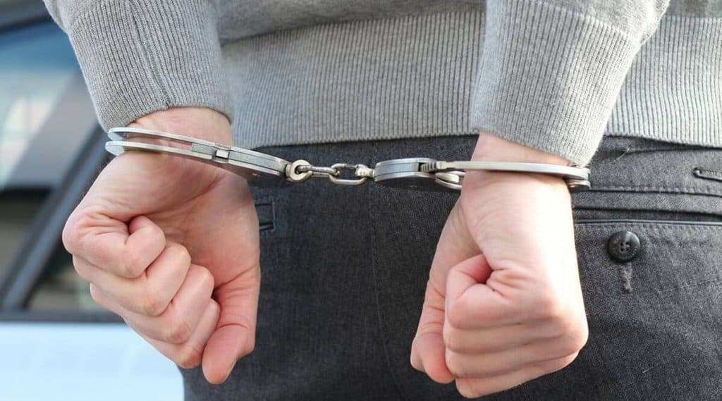 धक्कादायक! तब्बल 182 जणींना प्रेमाच्या जाळ्यात ओढून बनवले सेक्स व्हिडिओ; 2 श्रीमंत बापांच्या बिघडलेल्या मुलांना अटक धक्कादायक! तब्बल 182 जणींना प्रेमाच्या जाळ्यात ओढून बनवले सेक्स व्हिडिओ; 2 श्रीमंत बापांच्या बिघडलेल्या मुलांना अटक