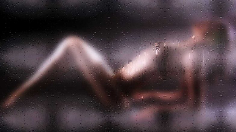 Water Masturbation: हॅन्ड शॉवर, जेट स्प्रे वापरून मास्टरबेशन करताना लक्षात ठेवा 'या' Hacks, परमोच्च सुख गाठण्यात नक्की येतील कामी (Watch Video)