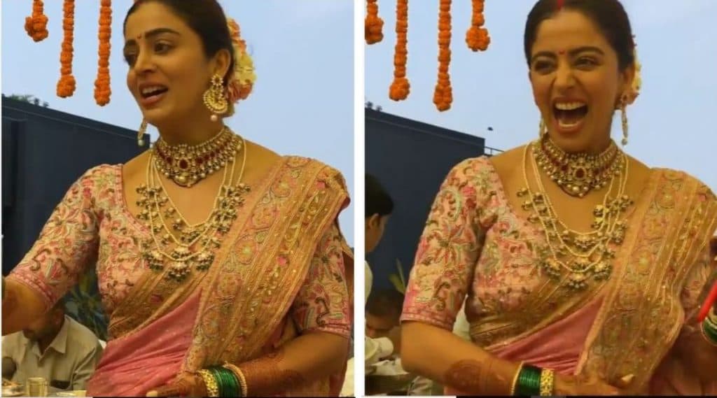 Neha Pendse Marriage: 'शार्दूल राव आहेत बरे' म्हणत नेहा पेंडसे ने लग्नात घेतलेला उखाणा ऐकलात का? Neha Pendse Marriage: 'शार्दूल राव आहेत बरे' म्हणत नेहा पेंडसे ने लग्नात घेतलेला उखाणा ऐकलात का?