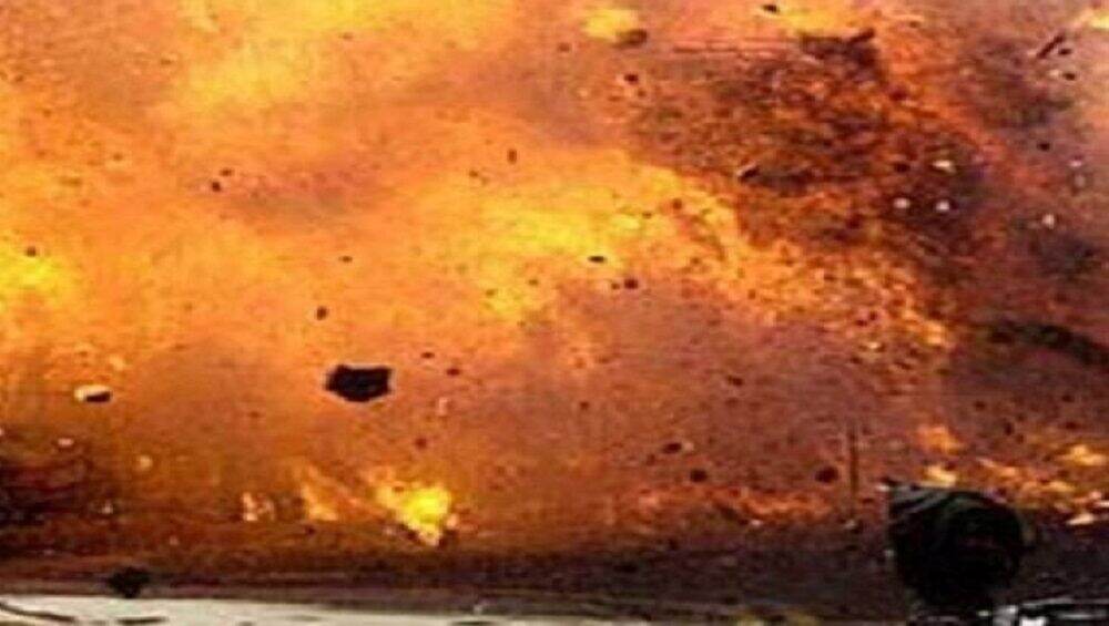 बोईसर: तारापूर एमआयडीसी येथील कारखान्यात भीषण स्फोट; 8 कामगारांचा मृत्यू बोईसर: तारापूर एमआयडीसी येथील कारखान्यात भीषण स्फोट; 8 कामगारांचा मृत्यू