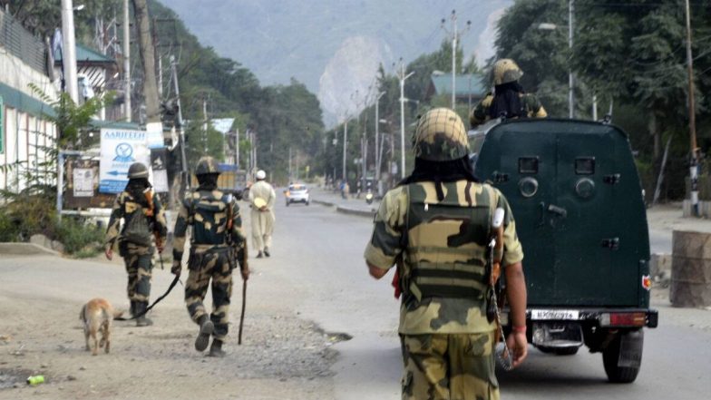 Jammu Kashmir Update: जम्मू -काश्मीरच्या उरी सेक्टरमध्ये दहशतवाद्यांचा घुसखोरीचा प्रयत्न सैनिकांनी हाणून पाडला, 3 जवान जखमी