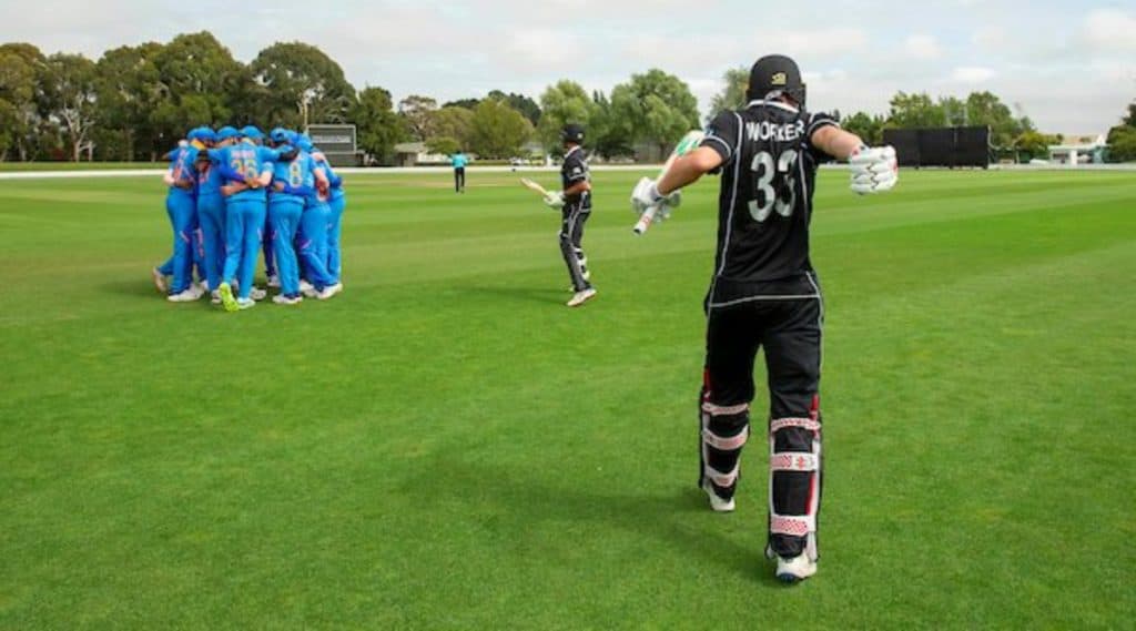 IND vs NZ: पृथ्वी शॉ, संजू सॅमसन यांचा वेगवान डाव; न्यूझीलंडविरुद्ध भारत अ संघाने 5 विकेटने विजय नोंदवत मालिकेत घेतली आघाडी IND vs NZ: पृथ्वी शॉ, संजू सॅमसन यांचा वेगवान डाव; न्यूझीलंडविरुद्ध भारत अ संघाने 5 विकेटने विजय नोंदवत मालिकेत घेतली आघाडी