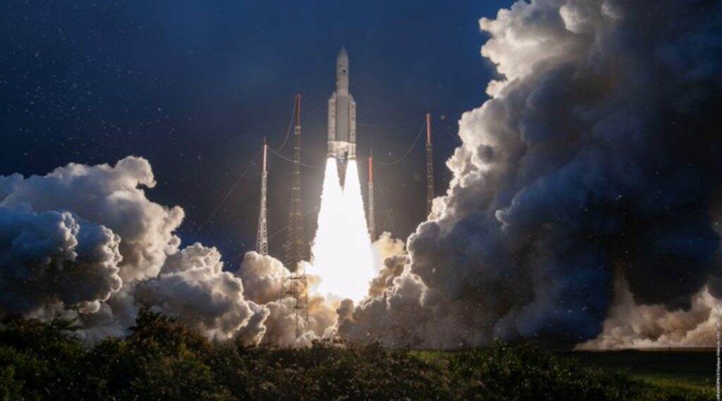 GSAT-30 उपग्रहाचे यशस्वी प्रक्षेपण, ISRO कडून दूरसंचार क्षेत्रात नवी क्रांती, वाढणार इंटरनेटचा वेग GSAT-30 उपग्रहाचे यशस्वी प्रक्षेपण, ISRO कडून दूरसंचार क्षेत्रात नवी क्रांती, वाढणार इंटरनेटचा वेग