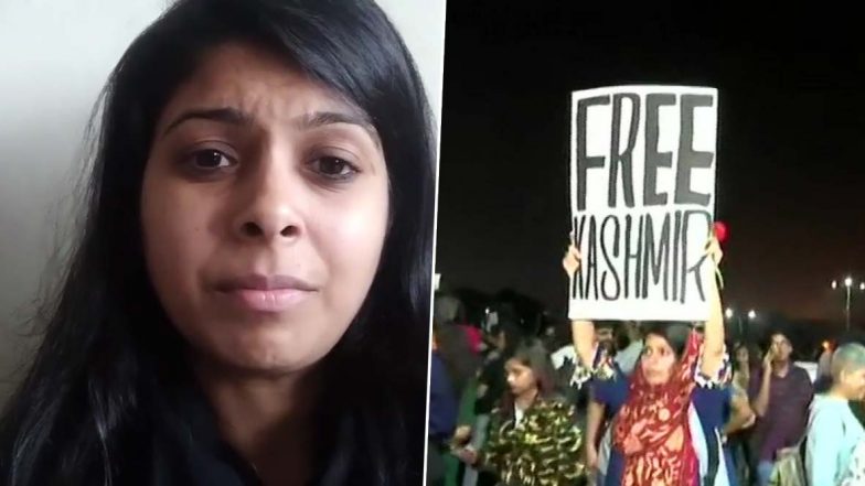 मुंबई: 'Free Kashmir' चे पोस्टर झळकवणाऱ्या तरुणीच्या विरोधात FIR दाखल