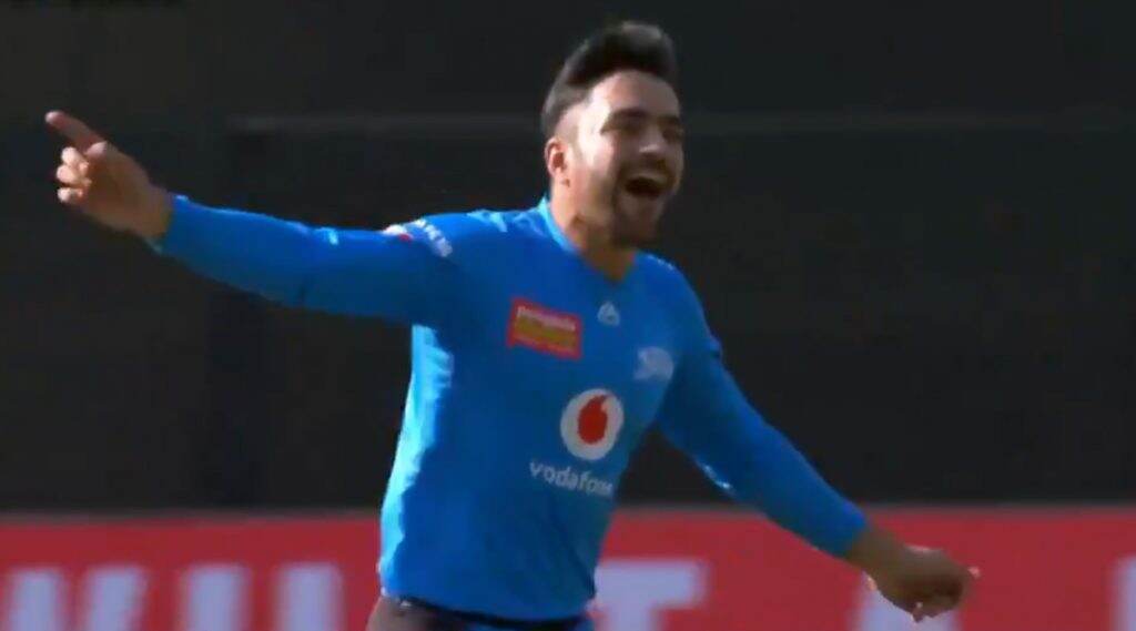 BBL 2019-20: राशिद खान याने बिग बॅश लीगमध्ये हॅटट्रिक घेत केला कहर, नोंदवले अनेक रेकॉर्डस्, पाहा Video BBL 2019-20: राशिद खान याने बिग बॅश लीगमध्ये हॅटट्रिक घेत केला कहर, नोंदवले अनेक रेकॉर्डस्, पाहा Video