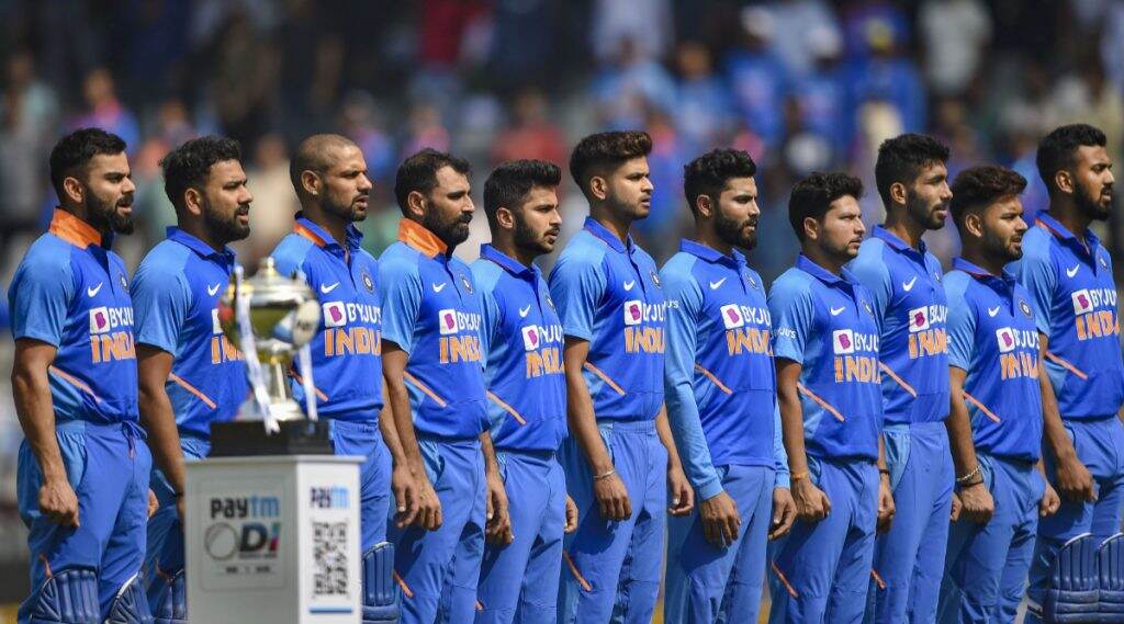 BCCI ने जाहीर केली खेळाडूंची वार्षिक कॉन्ट्रॅक्ट यादी; विराट कोहली-जसप्रीत बुमराह ला दरवर्षी मिळणार 7 कोटी, एमएस धोनी चे नाव गायब BCCI ने जाहीर केली खेळाडूंची वार्षिक कॉन्ट्रॅक्ट यादी; विराट कोहली-जसप्रीत बुमराह ला दरवर्षी मिळणार 7 कोटी, एमएस धोनी चे नाव गायब