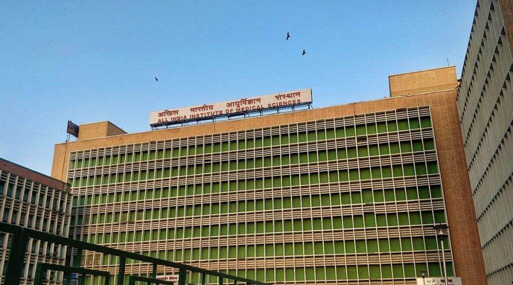 आनंदवार्ता! 2020 मध्ये देशात होणार सहा AIIMS; महाराष्ट्रासह या राज्यांचा समावेश आनंदवार्ता! 2020 मध्ये देशात होणार सहा AIIMS; महाराष्ट्रासह या राज्यांचा समावेश
