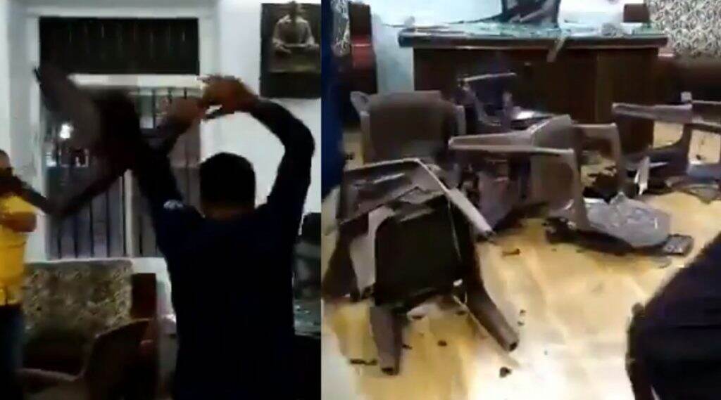 कॉंग्रेस भवनची तोडफोड करणाऱ्या संग्राम थोपटे यांच्या 19 समर्थकांना अटक; मंत्रिपद न मिळाल्याने नाराजी कॉंग्रेस भवनची तोडफोड करणाऱ्या संग्राम थोपटे यांच्या 19 समर्थकांना अटक; मंत्रिपद न मिळाल्याने नाराजी