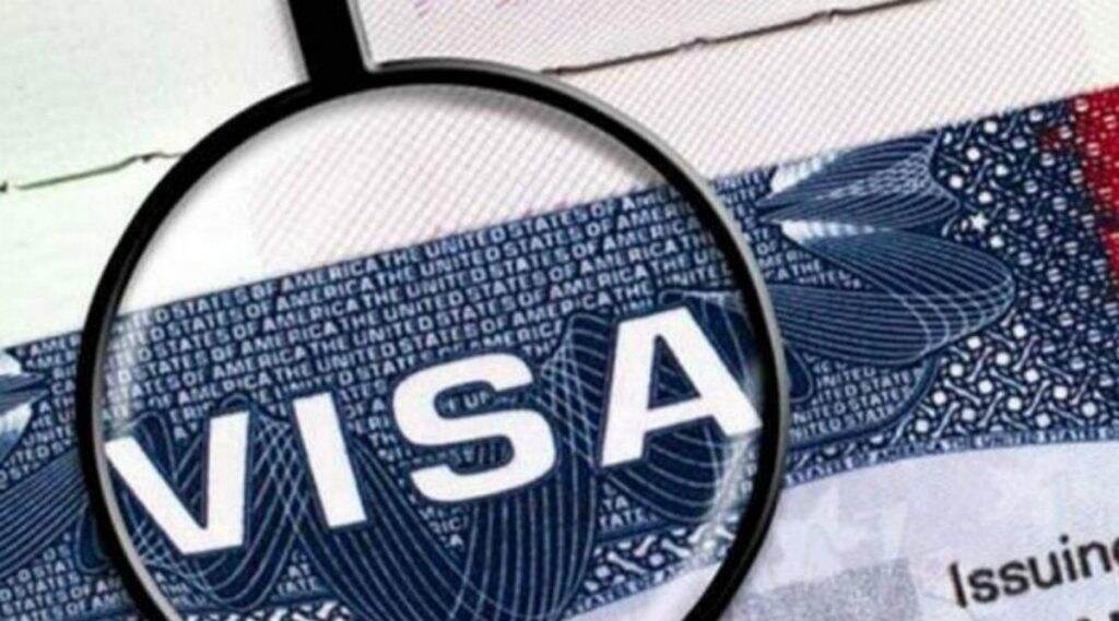 UAE मध्ये आता पर्यटकांना मिळणार 5 वर्षांसाठी मल्टी एन्ट्री व्हिसा UAE मध्ये आता पर्यटकांना मिळणार 5 वर्षांसाठी मल्टी एन्ट्री व्हिसा