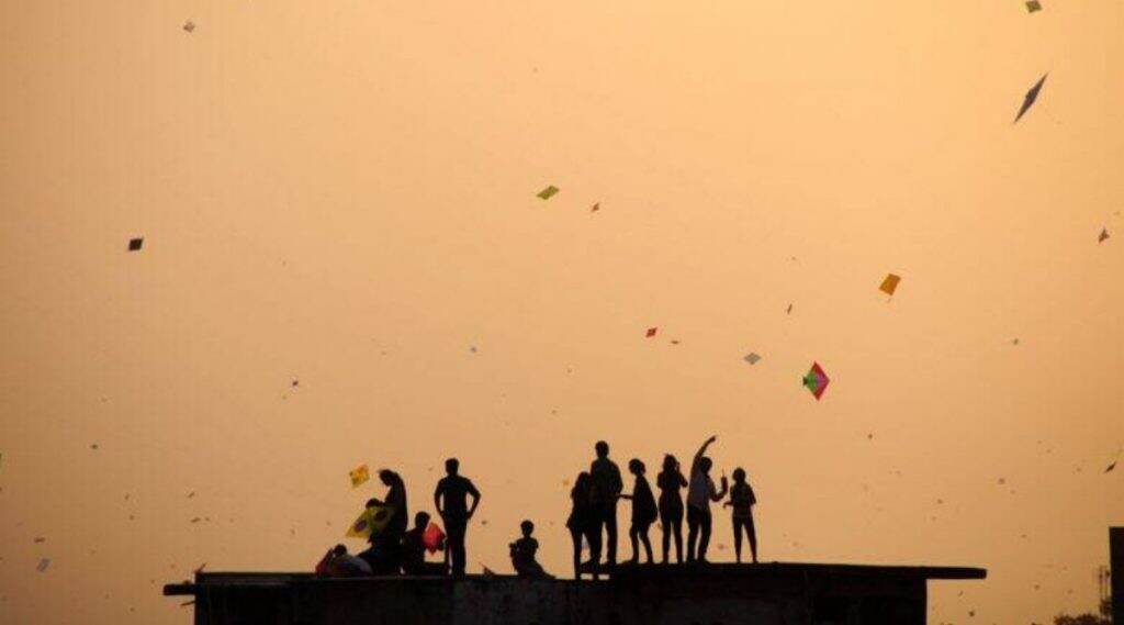 Makar Sankranti 2020: मकर संक्रांती निमित्त सुरक्षितपणे पतंगबाजीचा आनंद घेण्यासाठी या टीप्स नक्की लक्षात ठेवा! Makar Sankranti 2020: मकर संक्रांती निमित्त सुरक्षितपणे पतंगबाजीचा आनंद घेण्यासाठी या टीप्स नक्की लक्षात ठेवा!
