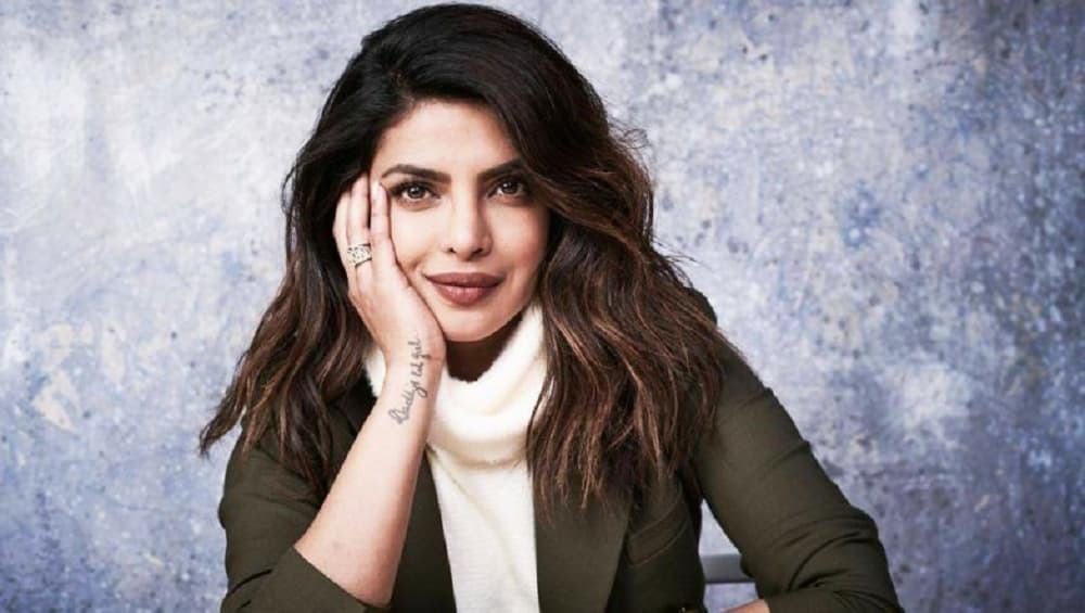 Priyanka Chopra ने साइन केला Hollywood चा मोठा चित्रपट, सोशल मिडियाद्वारे चाहत्यांना दिली ही आनंदाची बातमी Priyanka Chopra ने साइन केला Hollywood चा मोठा चित्रपट, सोशल मिडियाद्वारे चाहत्यांना दिली ही आनंदाची बातमी