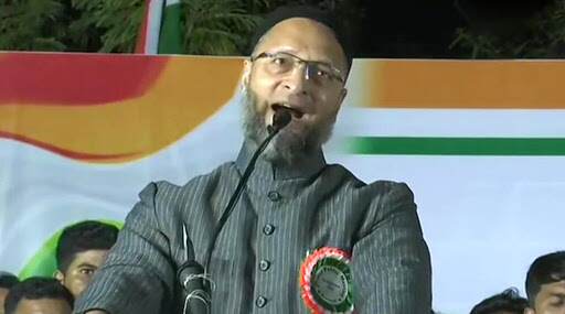 मी भारतातचं राहणार, मात्र कोणताही पुरावा दाखवणार नाही - असदुद्दीन ओवैसी मी भारतातचं राहणार, मात्र कोणताही पुरावा दाखवणार नाही - असदुद्दीन ओवैसी