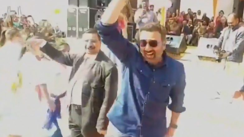 भाजप खासदार आणि अभिनेता सनी देओल याने पंजाब च्या महाविद्यालयातील विद्यार्थ्यांसोबत केली धमाल मस्ती, डान्स सोशल मिडियावर व्हायरल, Watch Video