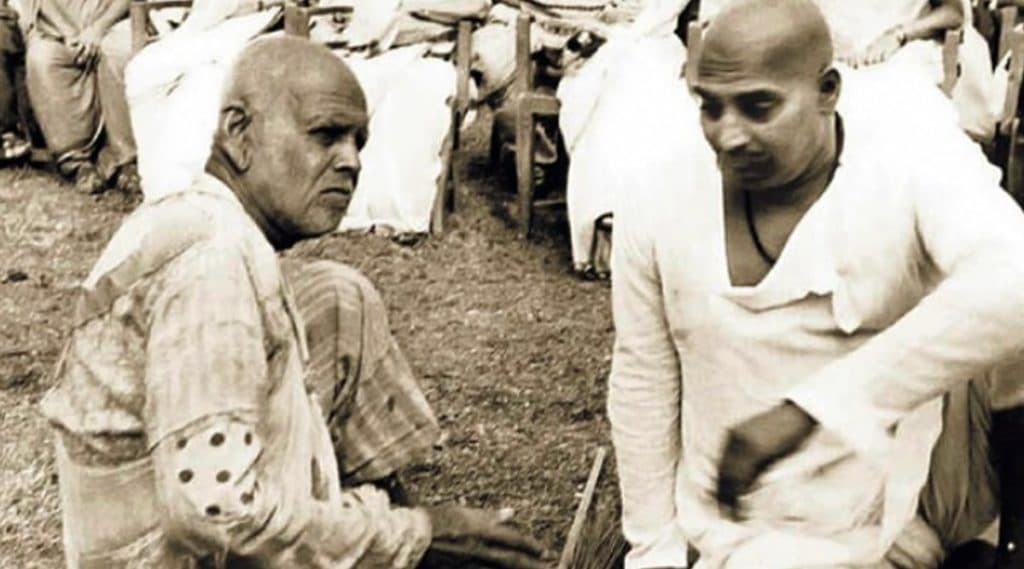Sant Gadge Baba Jayanti 2020: महाराष्ट्रातील थोर समाजसुधारक संत गाडगे बाबा यांच्याविषयी काही खास गोष्टी Sant Gadge Baba Jayanti 2020: महाराष्ट्रातील थोर समाजसुधारक संत गाडगे बाबा यांच्याविषयी काही खास गोष्टी
