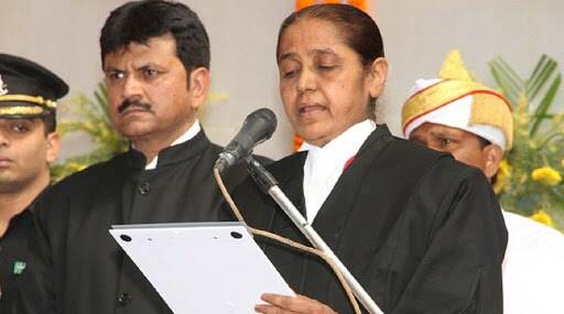 निर्भया प्रकरणाची सुनावणी सुरू असताना न्यायमूर्ती भानुमती यांना आली भोवळ निर्भया प्रकरणाची सुनावणी सुरू असताना न्यायमूर्ती भानुमती यांना आली भोवळ