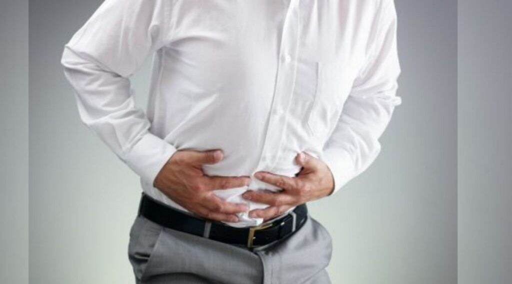 Health Tips: पोटातील गॅस चारचौघात मान खाली घालायला लावण्याआधीच 'या' घरगुती उपायांनी करा इलाज Health Tips: पोटातील गॅस चारचौघात मान खाली घालायला लावण्याआधीच 'या' घरगुती उपायांनी करा इलाज
